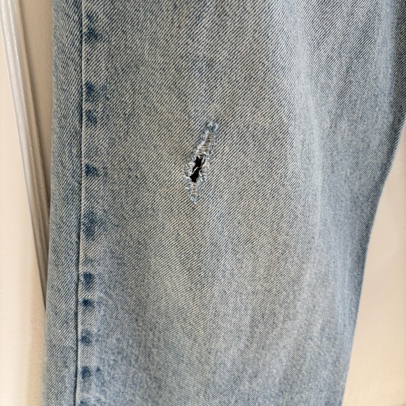 We The Free High Waist Hidden Button Fly Distressed Denim Straight Leg Jeans 31 - Picture 2 of 14